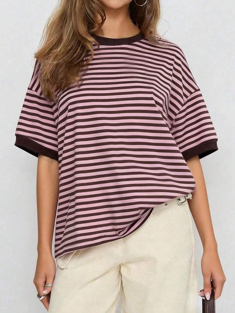 t-shirt wzór paski
