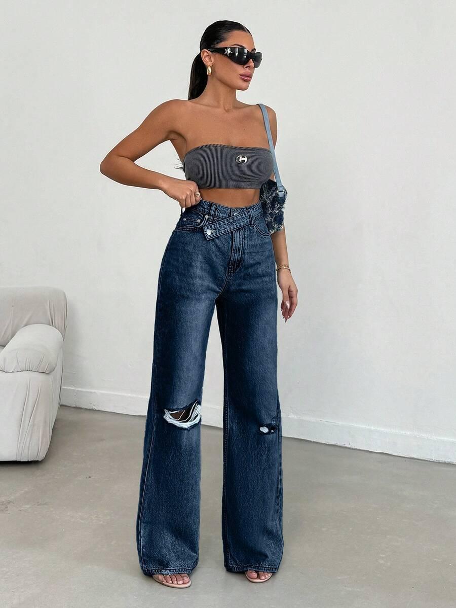 granatowe spodnie jeans 