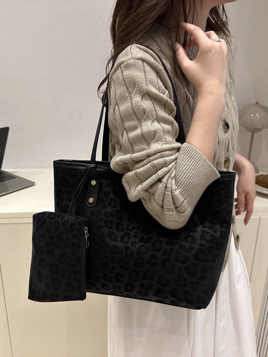 czarna torebka animal print