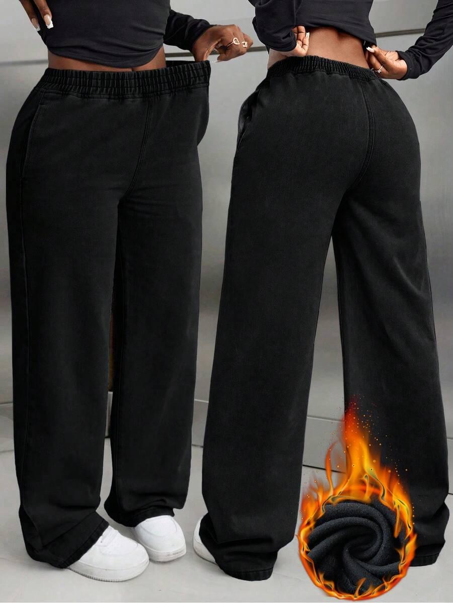 czarne spodnie jeans 