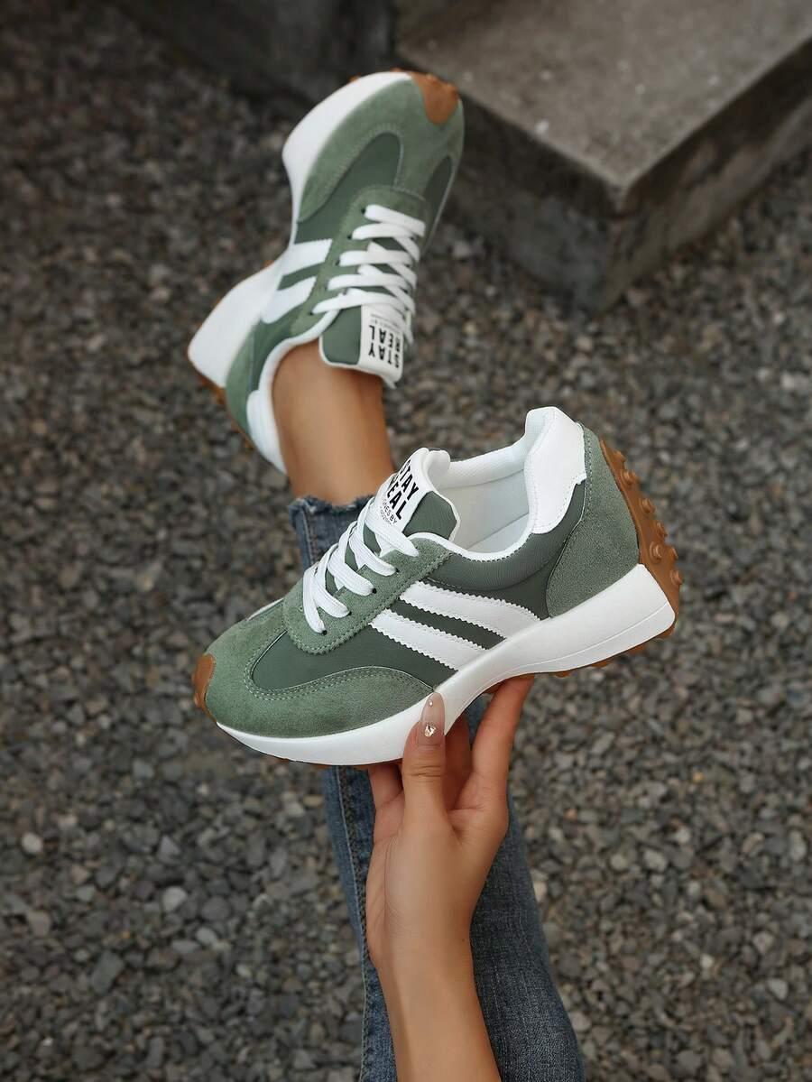 SZNUROWANE BUTY SPORTOWE