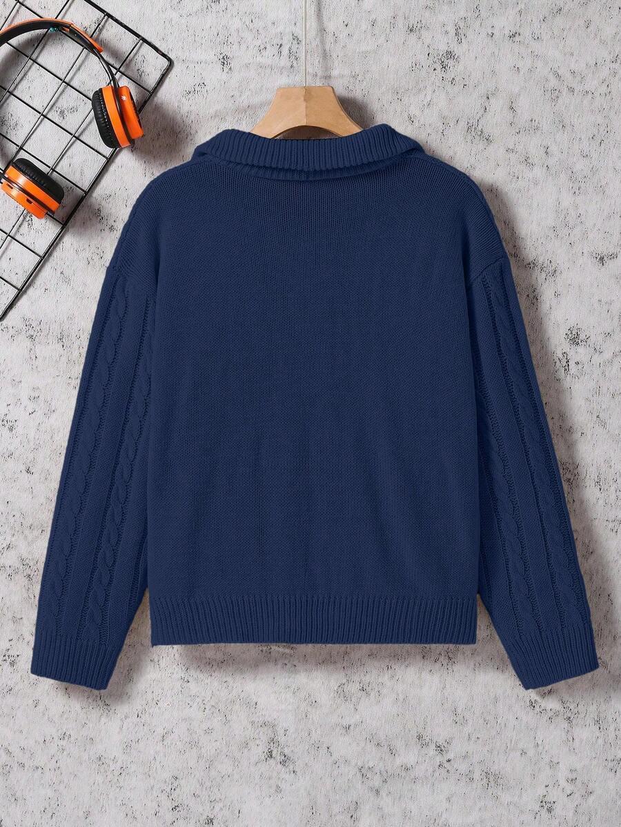 granatowy dzianinowy sweter 