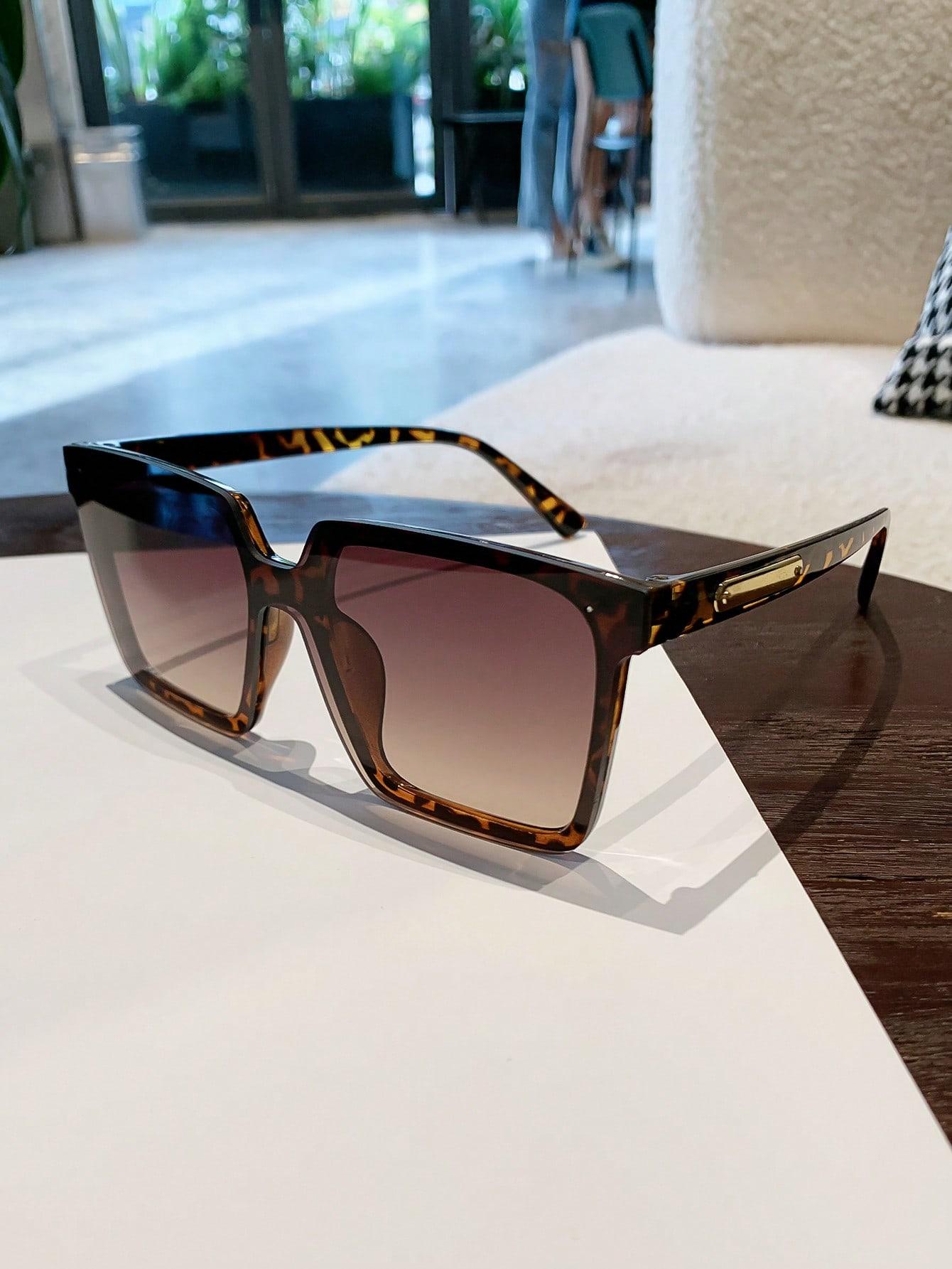 Okulary przeciwsłoneczne animal print