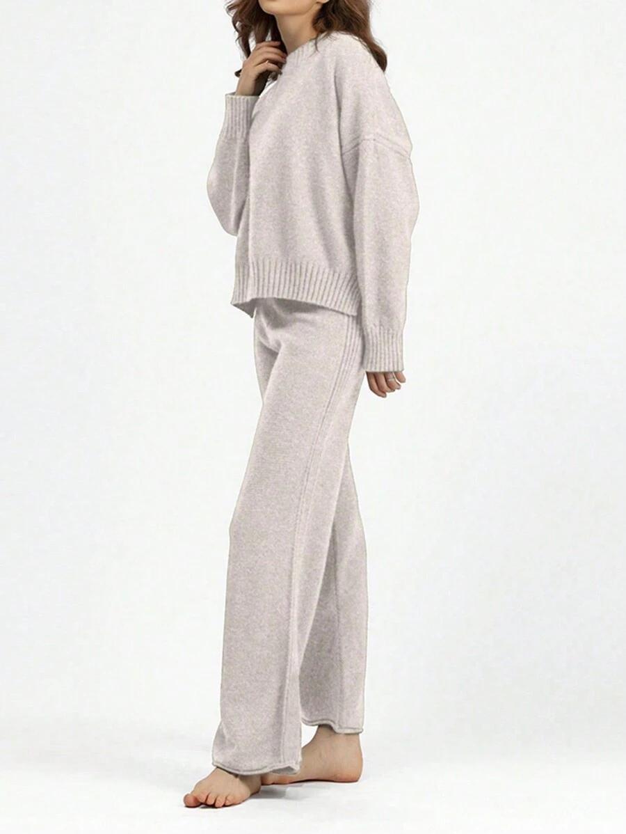 SWETER SPODNIE KOMPLET