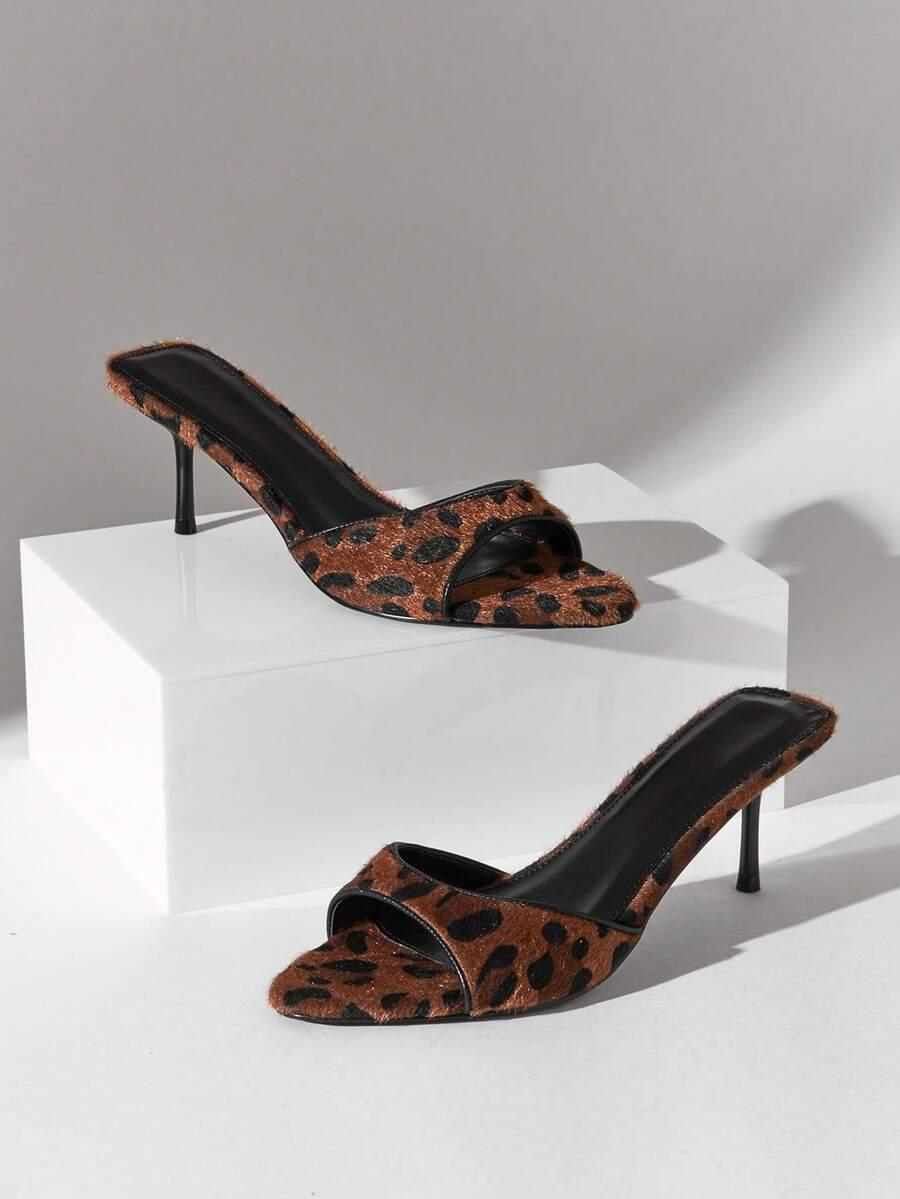 klapki obcas animal print