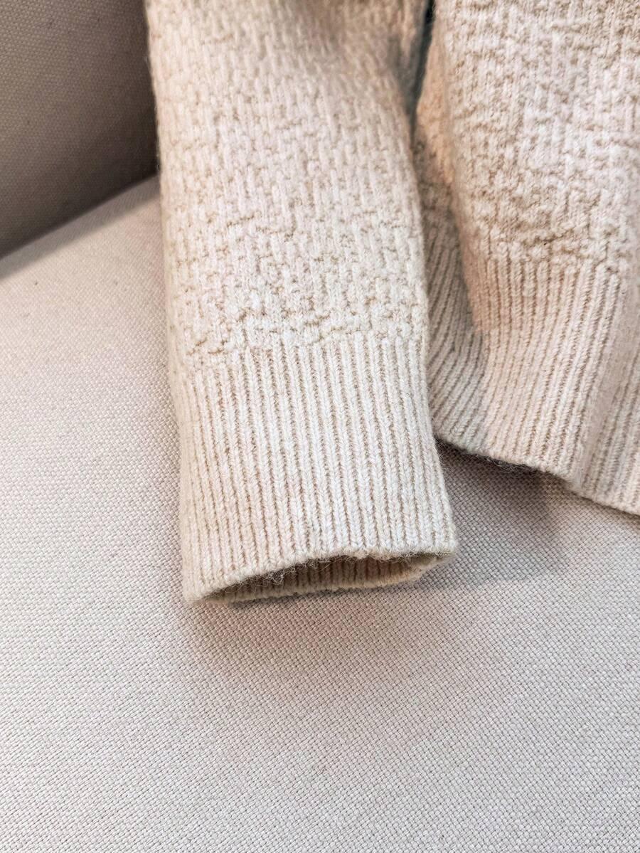 SWETER DAMSKI DEKOLT V