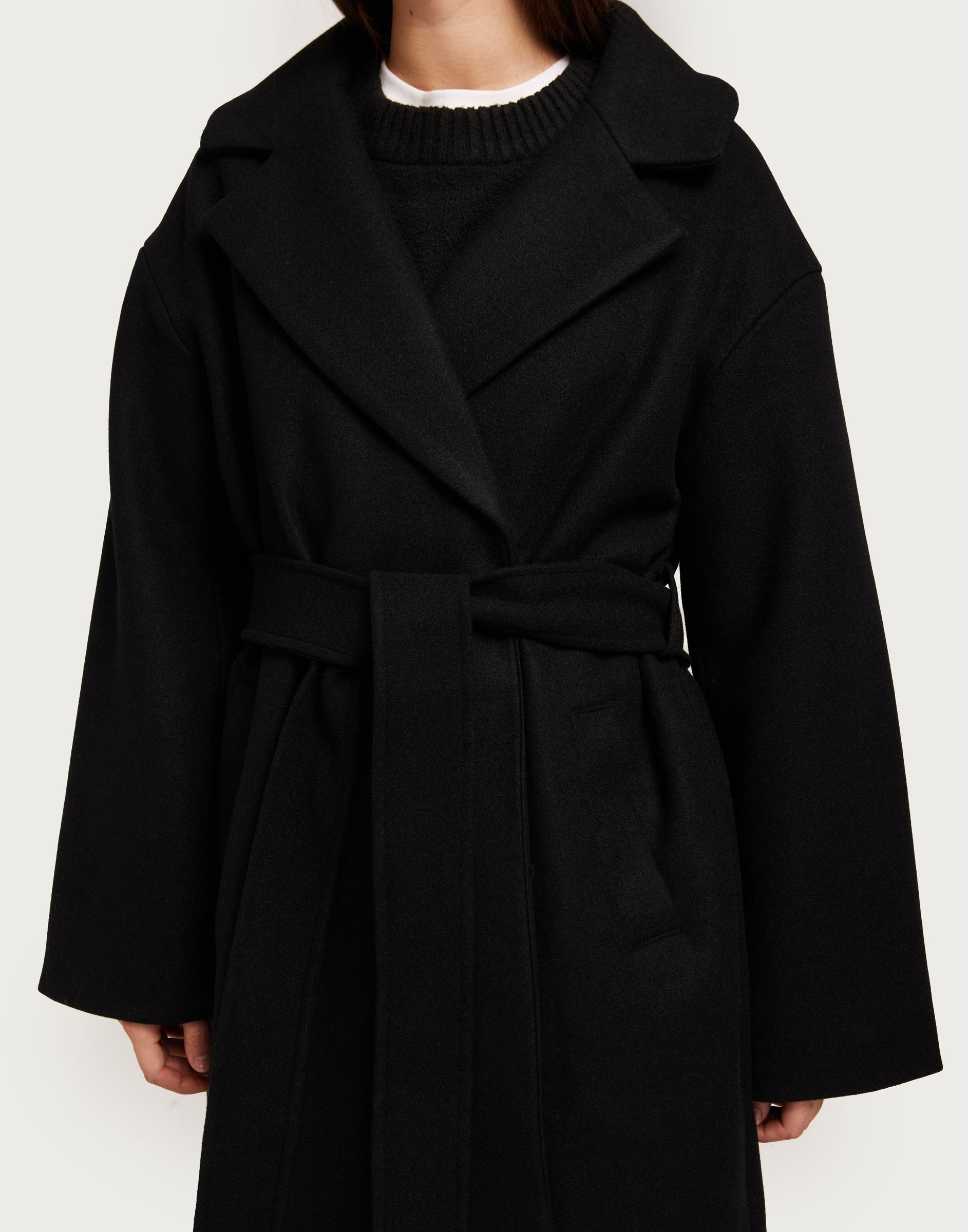czarny klasyczny płaszcz wiązanie kieszenie