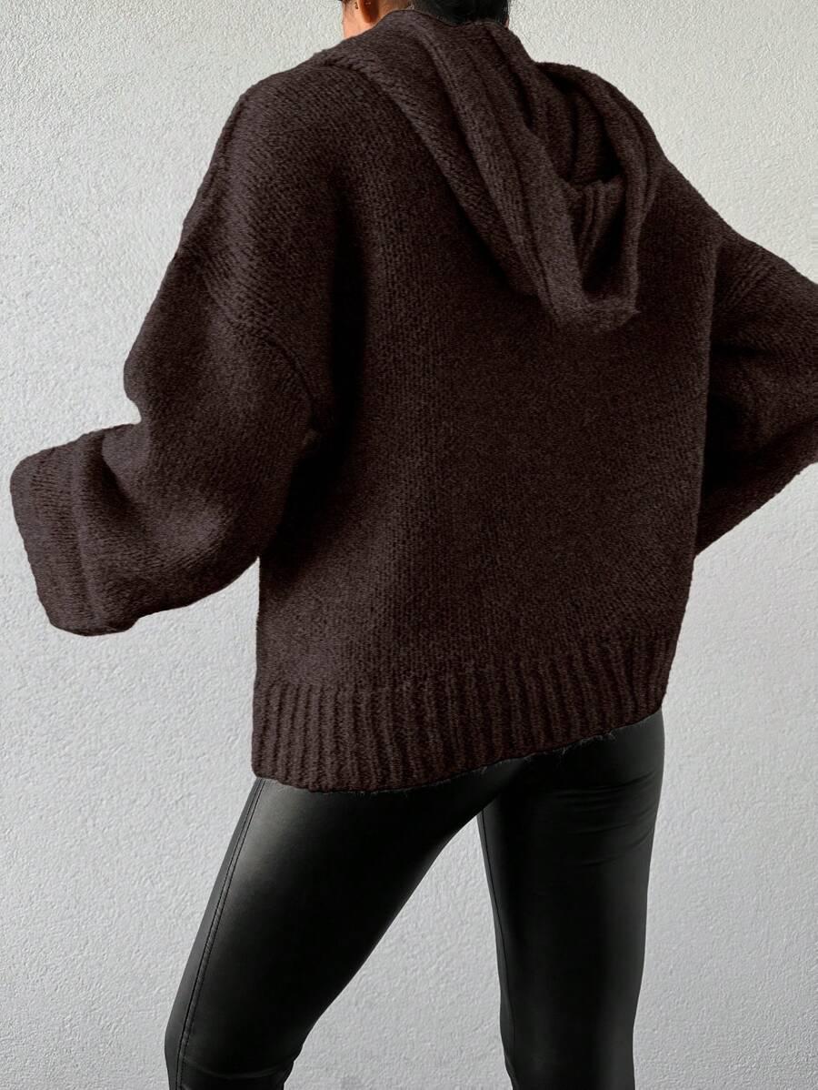 brązowy sweter kaptur