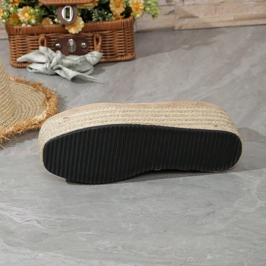 BEŻOWE ESPADRYLE NA KOTURNIE