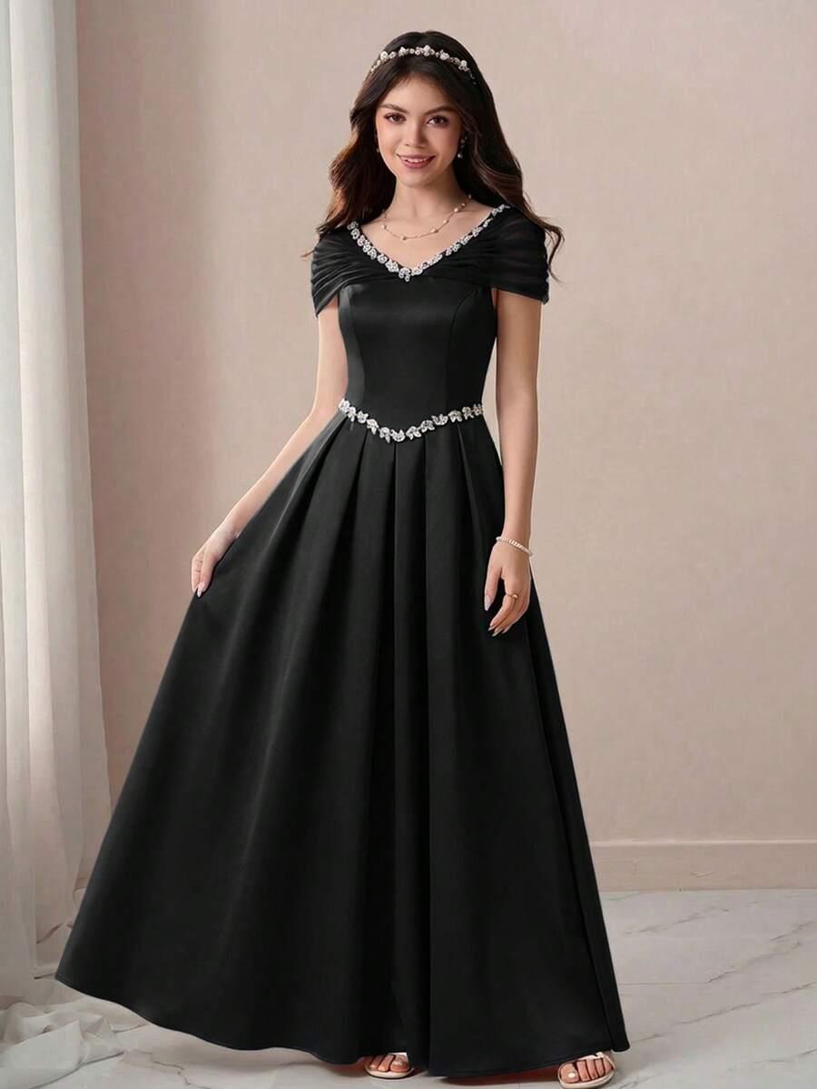 CZARNA MAXI SUKIENKA