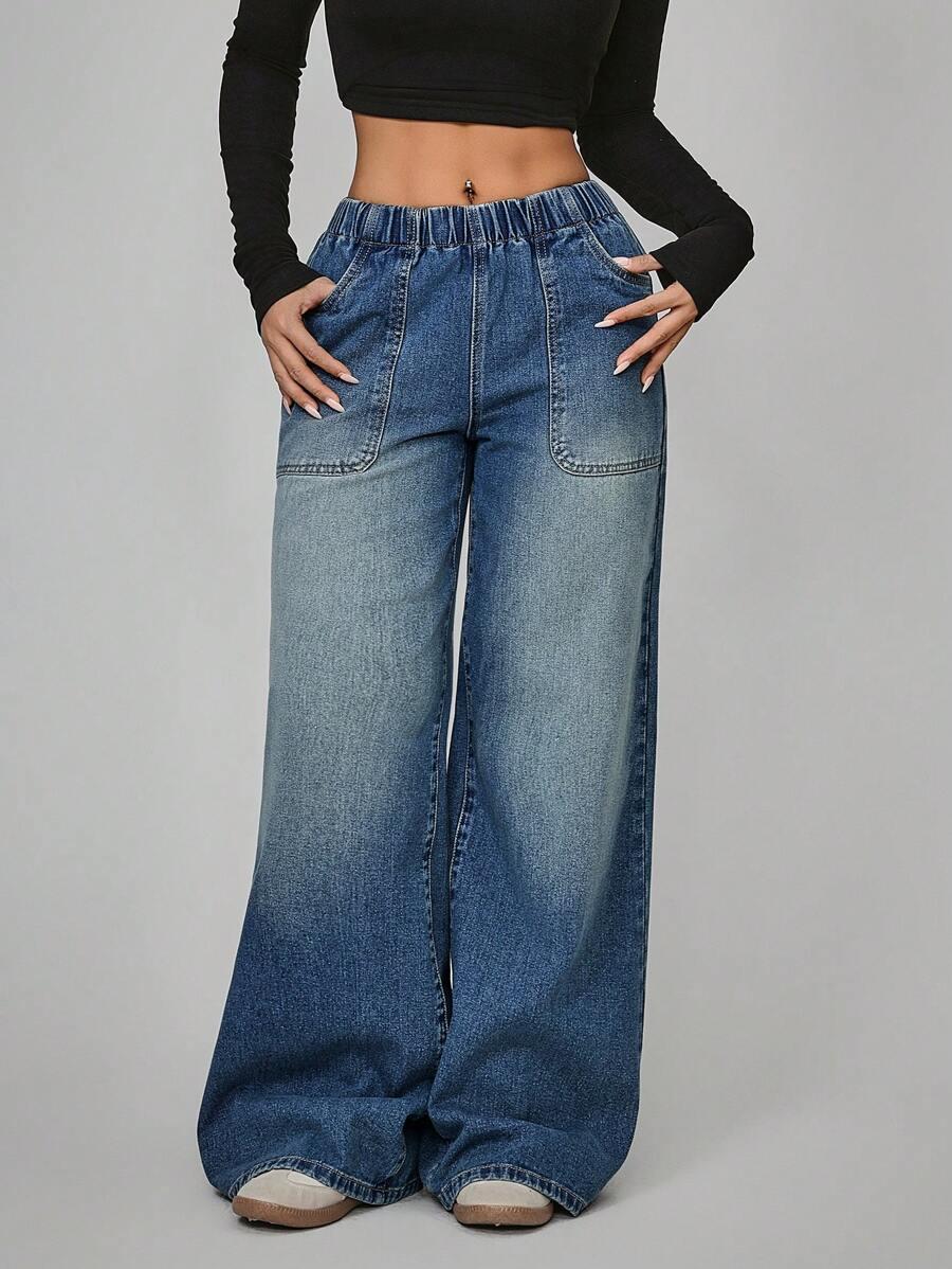 niebieskie spodnie jeans