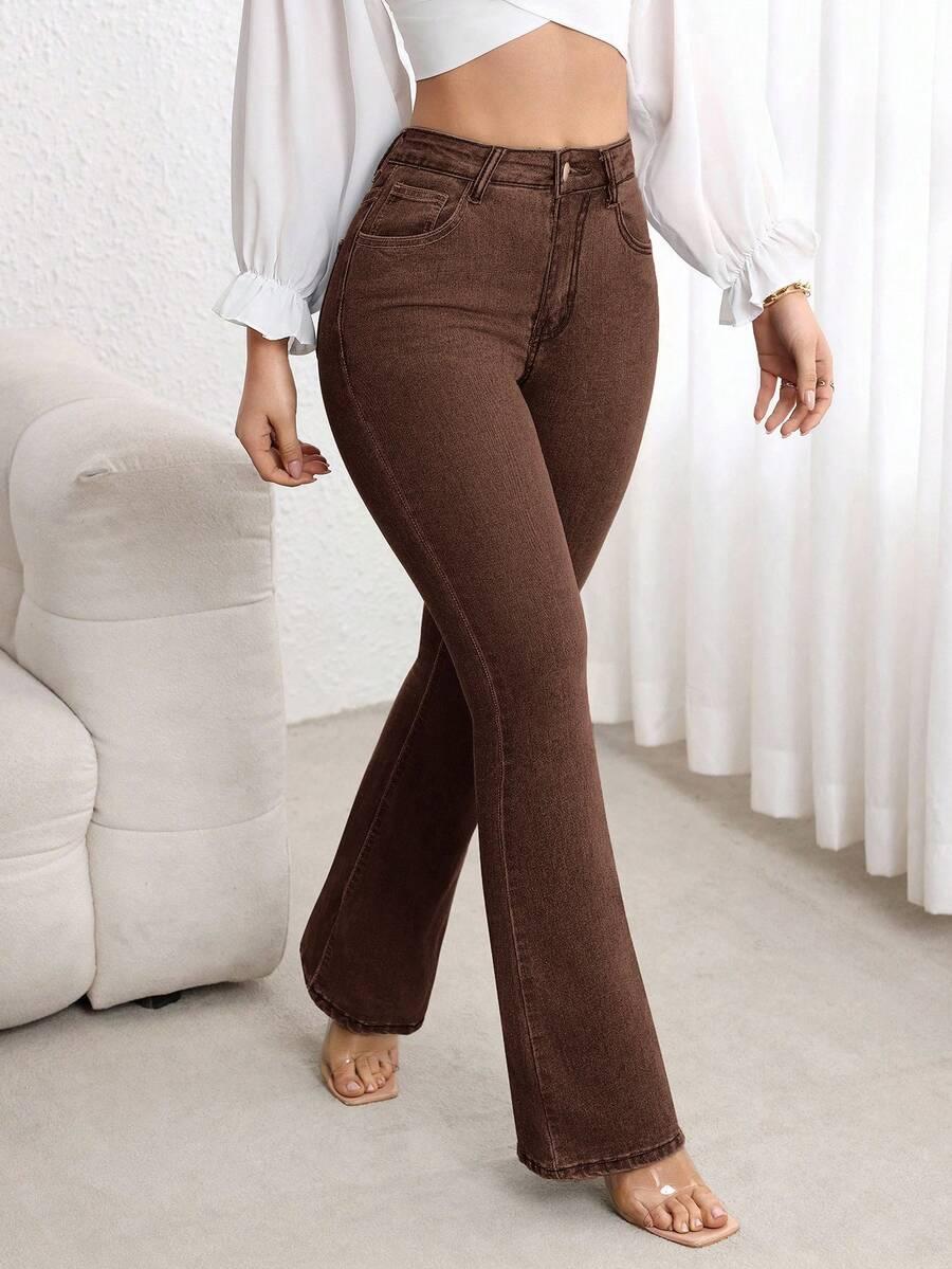 brązowe spodnie jeans
