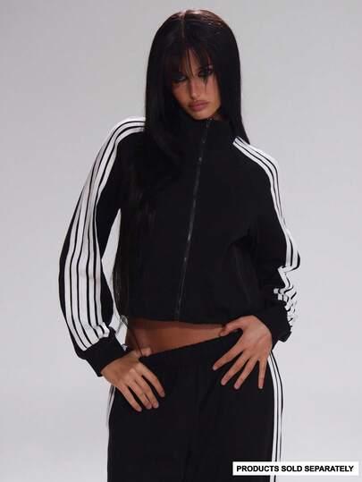 CZARNA BLUZA ZAMEK