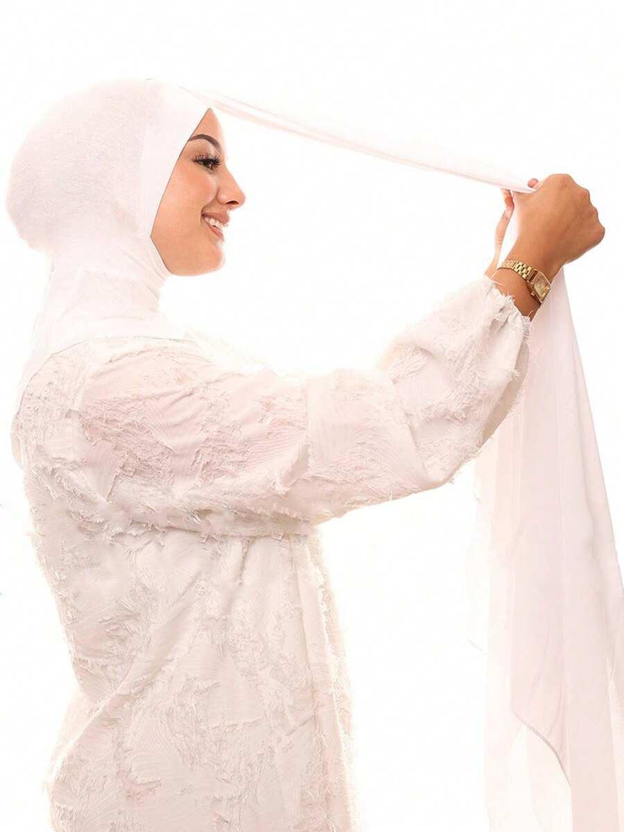 biała chusta na głowę