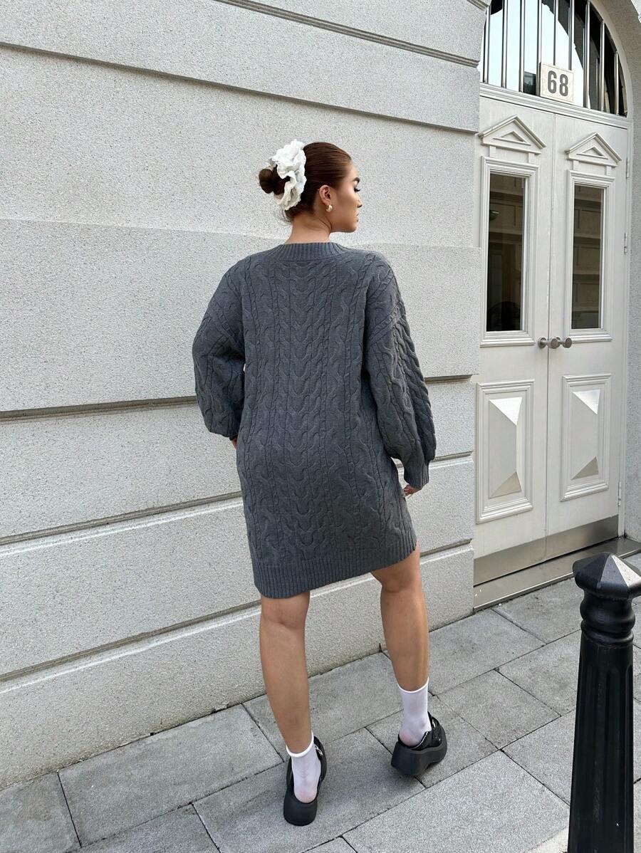 dzianinowa szara sukienka v-neck splot