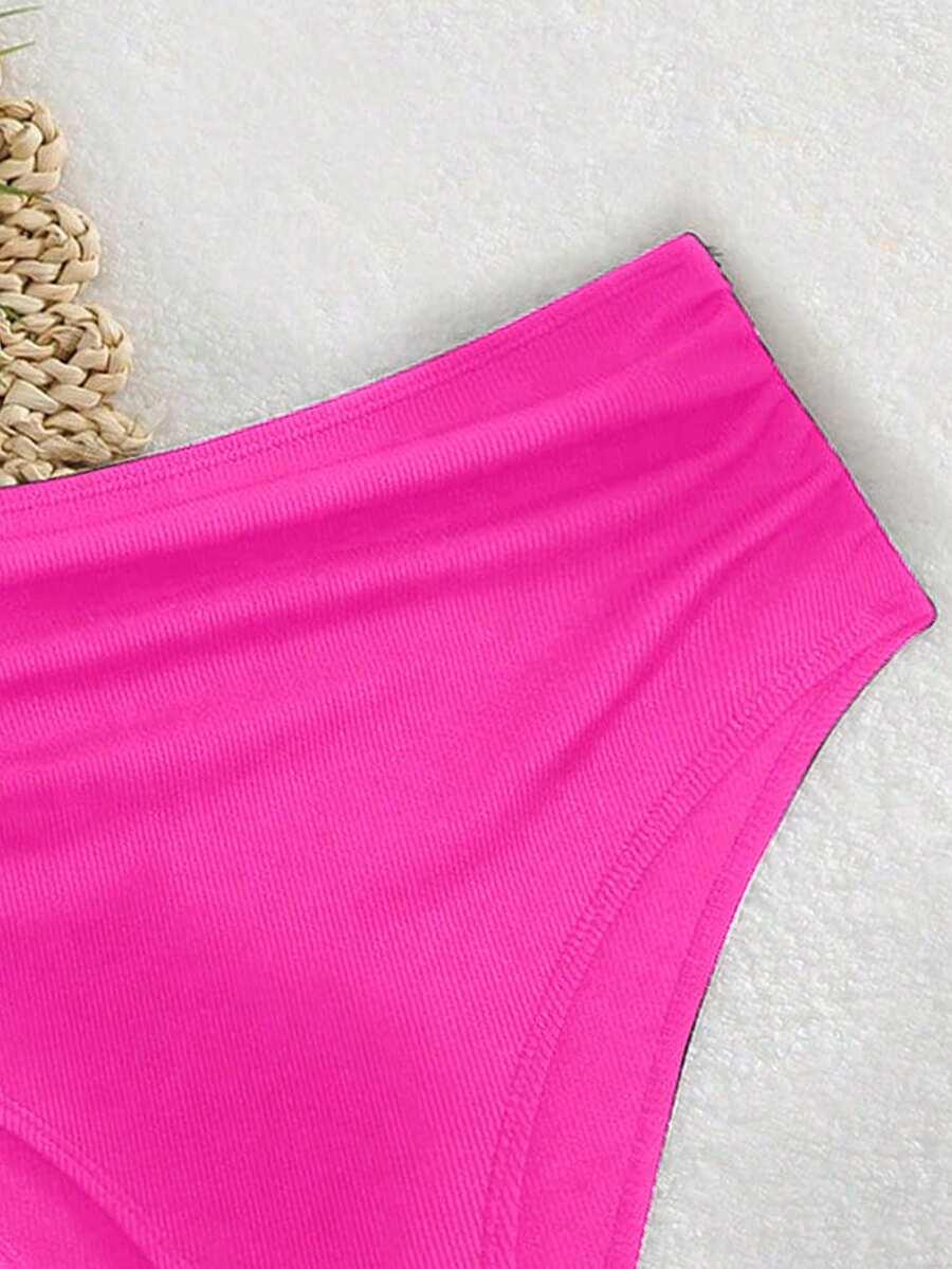 DÓŁ OD BIKINI