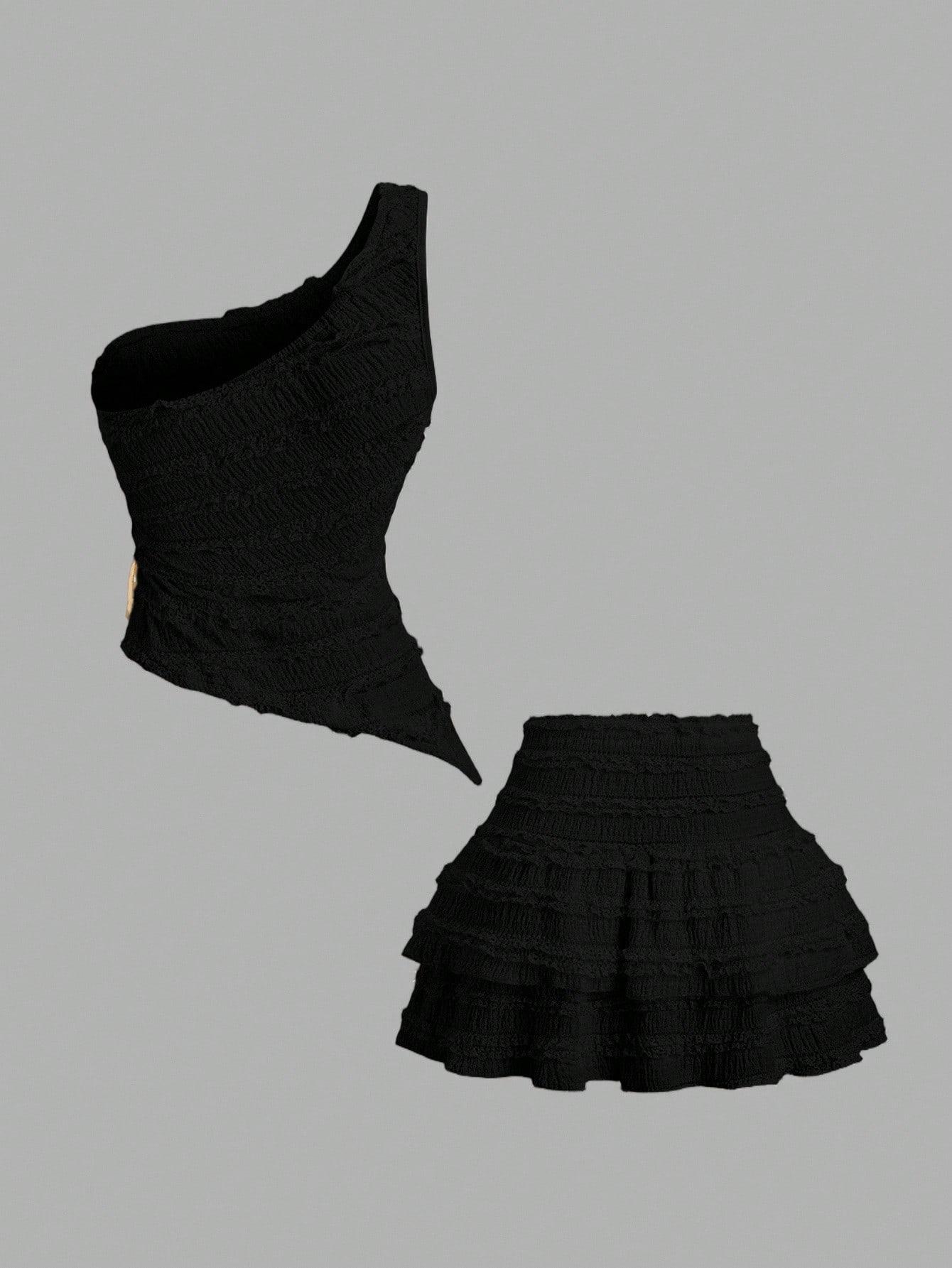 CZARNy top ZDOBIENIE