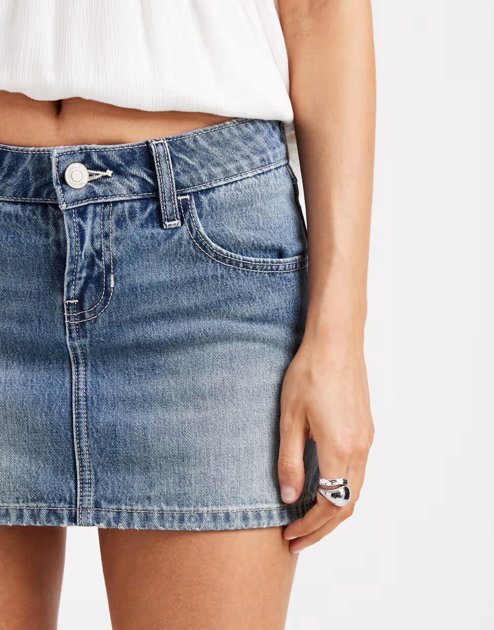 MINI SPÓDNICO-SPODENKI JEANS KIESZENE ZAMEK