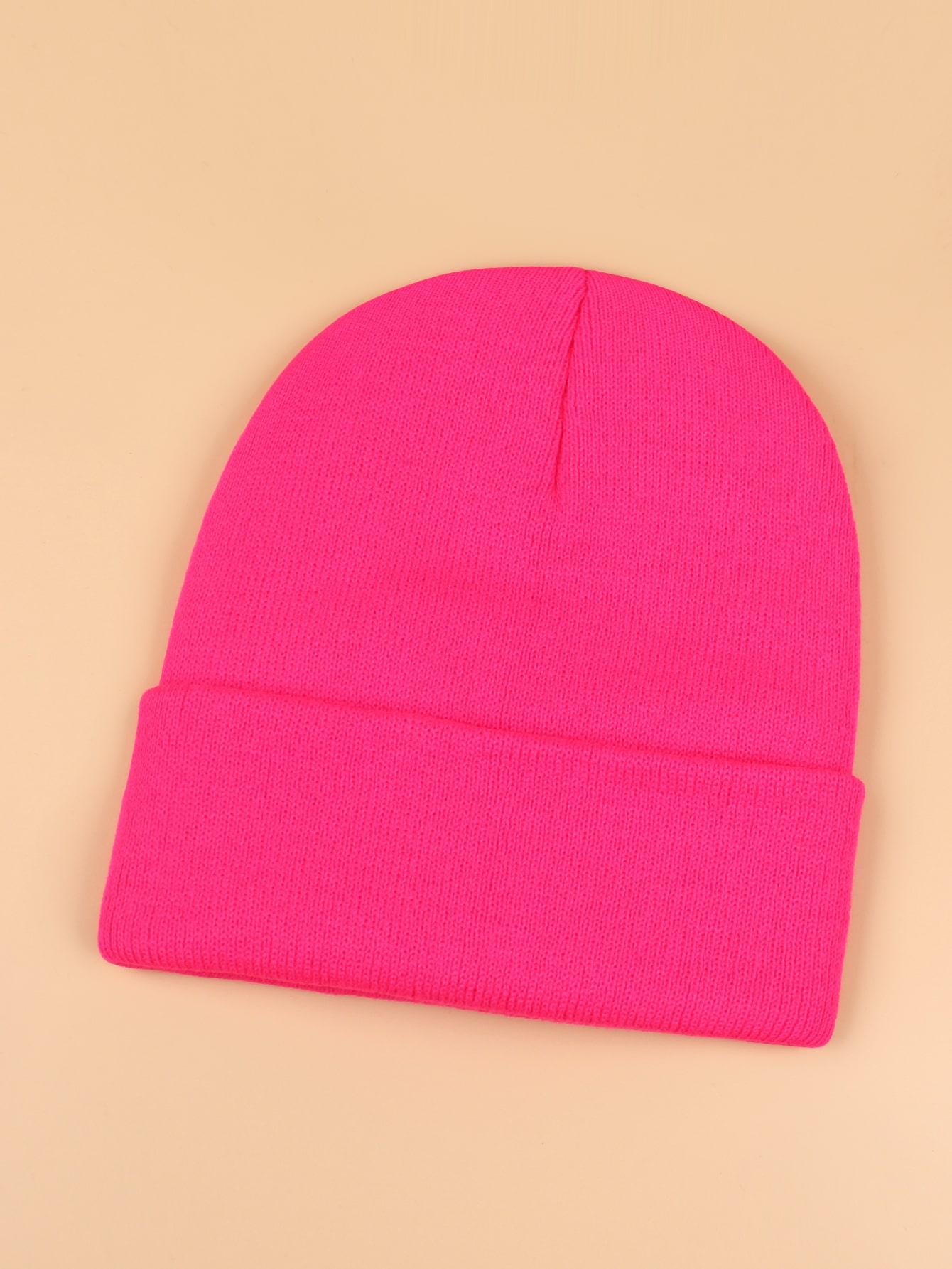 różowa czapka beanie
