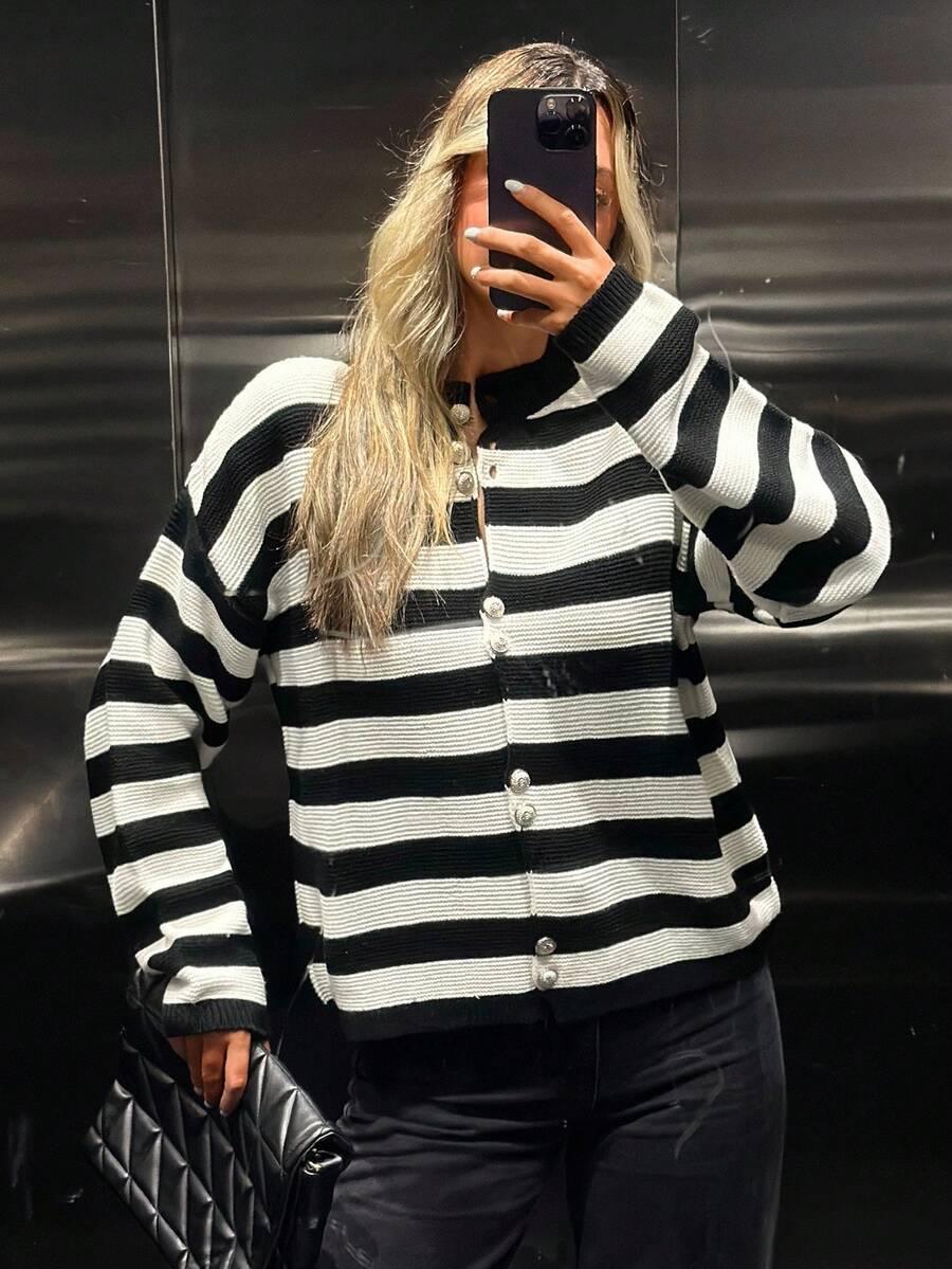SWETER W PASKI