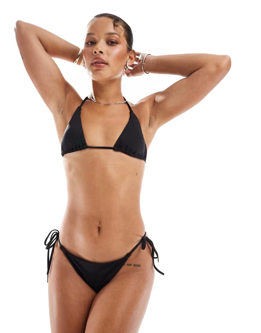 czarna góra od bikini