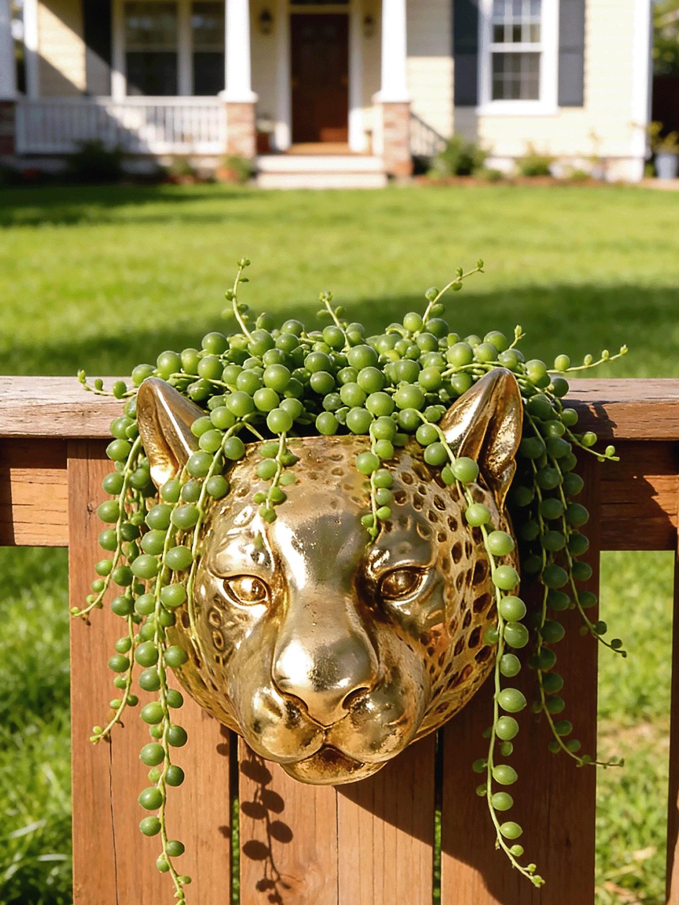 złota ozdoba leopard