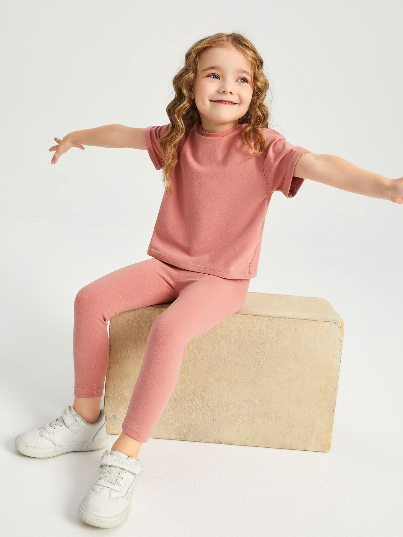 różowy t-shirt basic