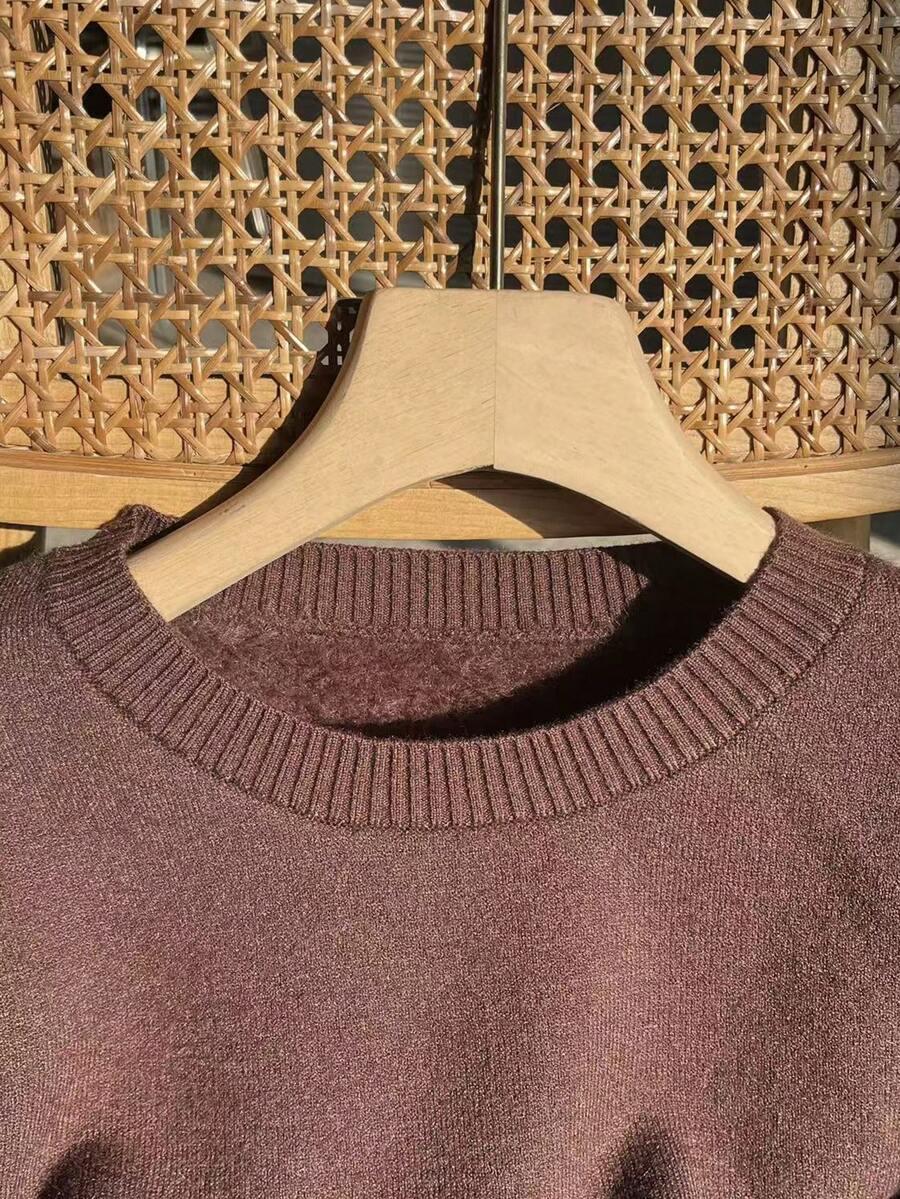 ocieplany BRĄZOWY SWETER OKRĄGŁY DEKOLT