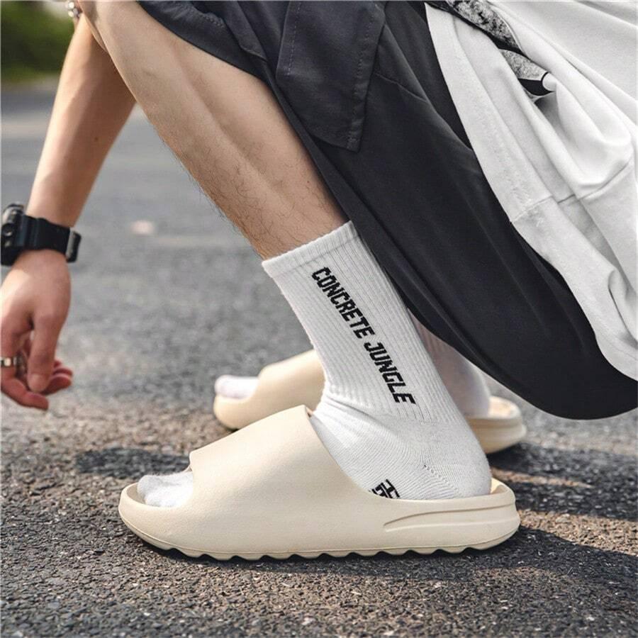 ecru kapcie casual