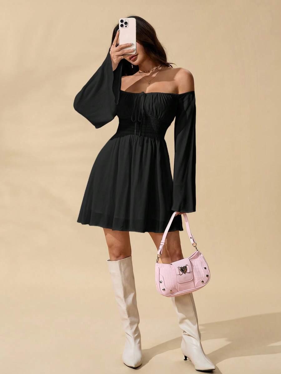 BOHO MINI SUKIENKA Z ODKRYTYMI RAMIONAMI