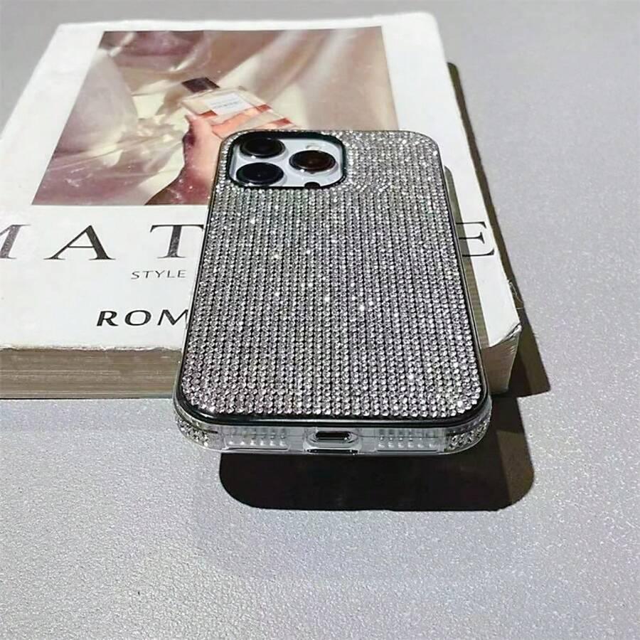 ETUI NA TELEFON IPHONE 16 PLUS