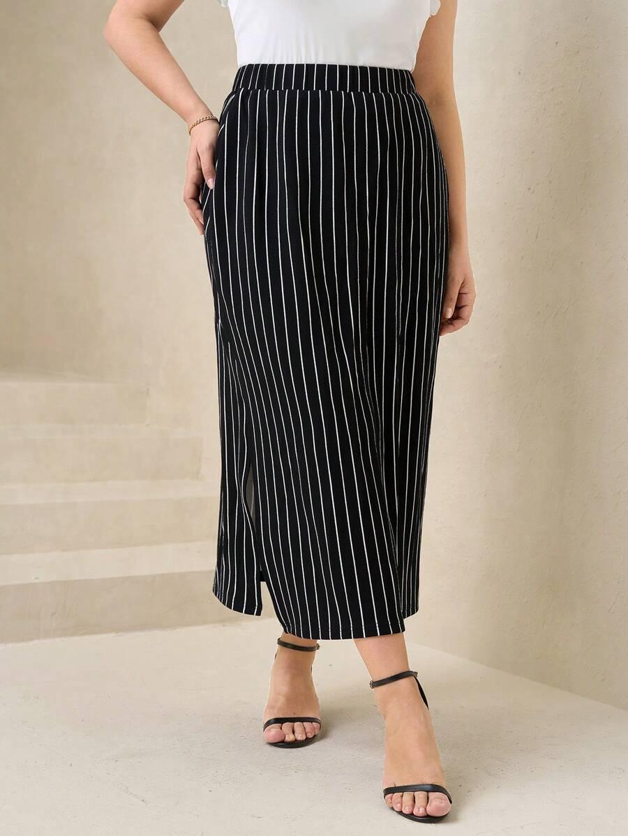 CZARNA SPÓDNICA W PASKI