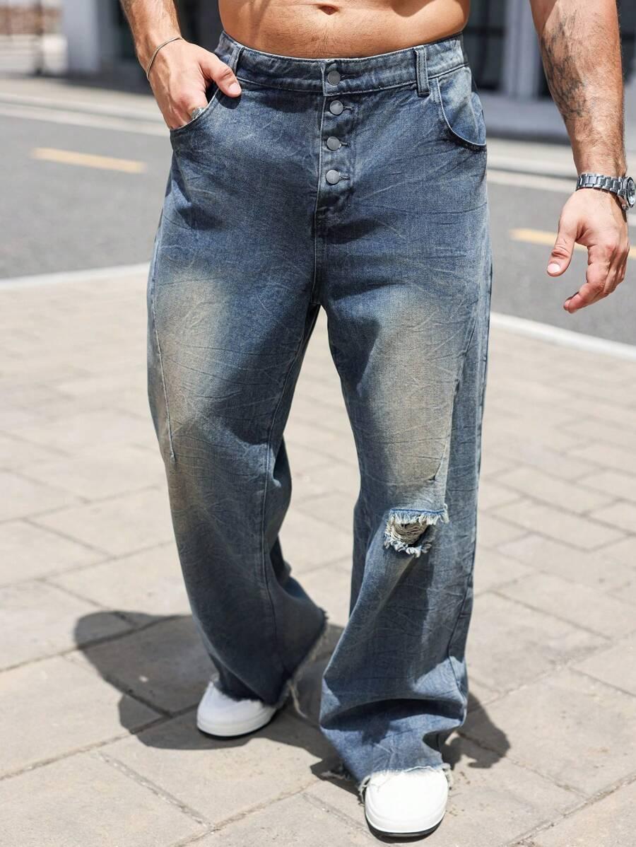 niebieskie spodnie jeans