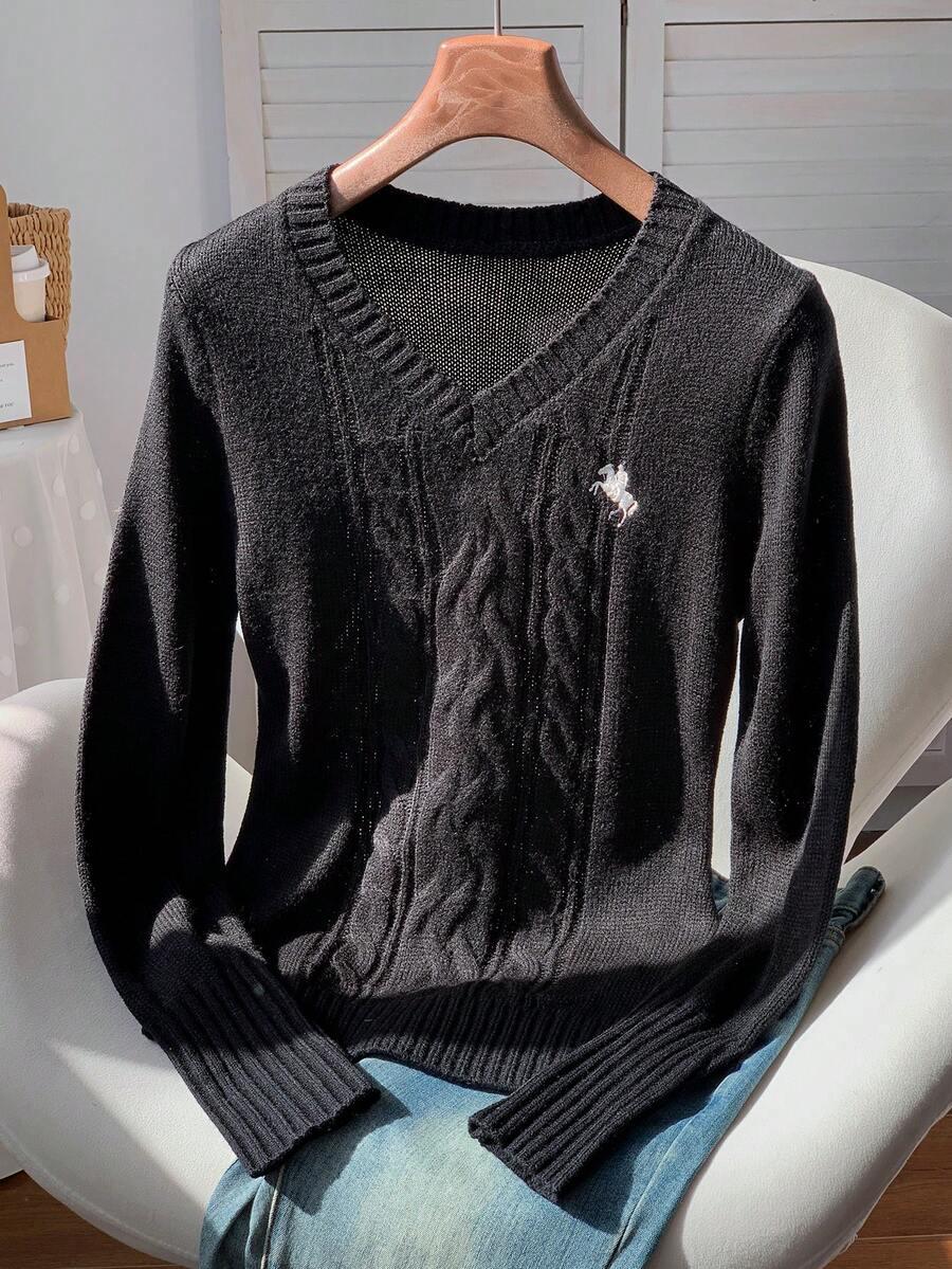 CZARNY SWETER HATF V-NECK