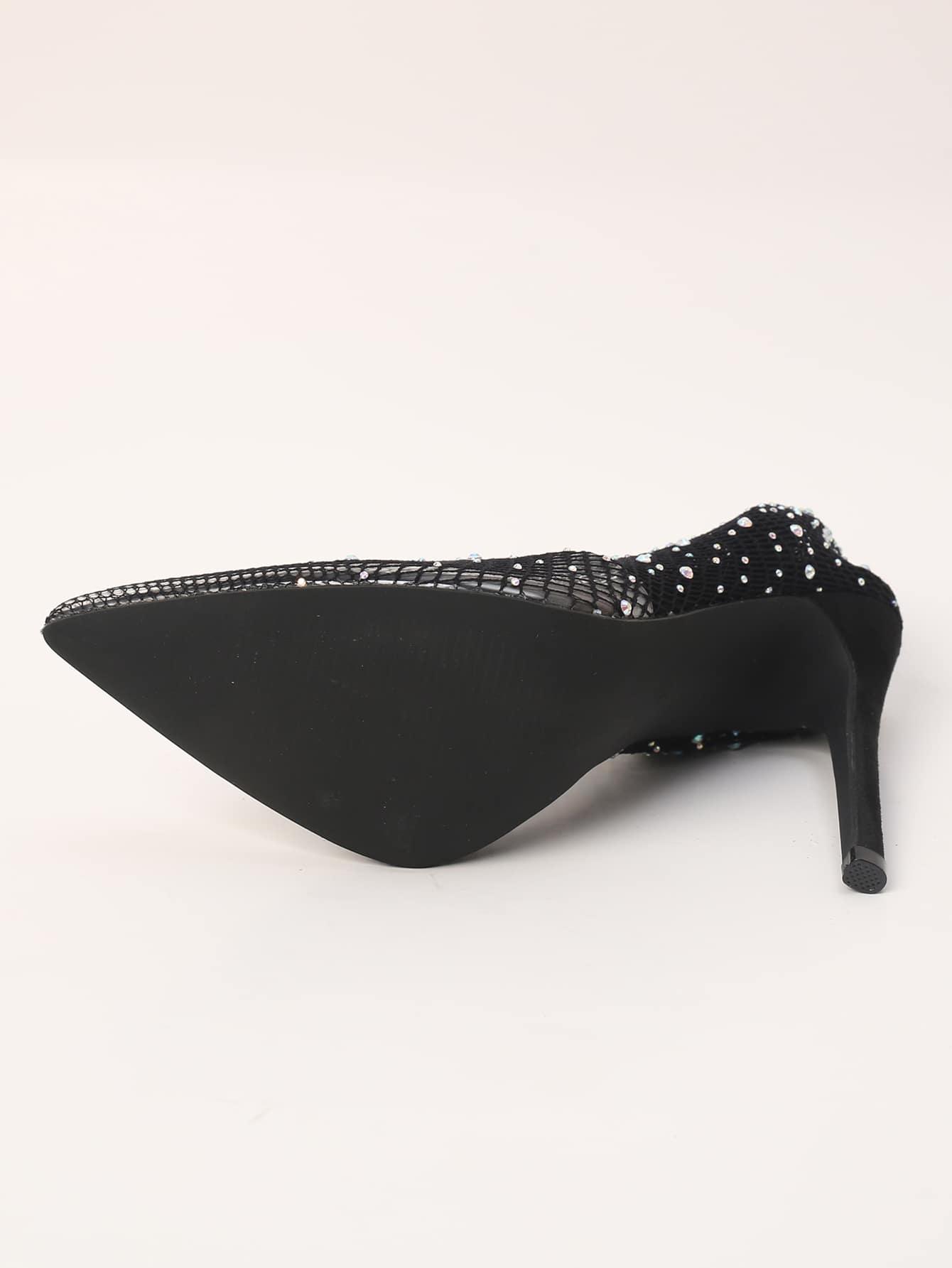 czarne siateczkowe buty