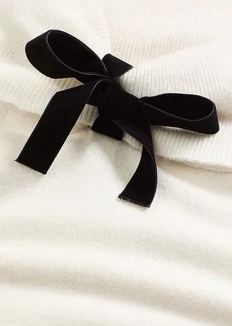 SWETER Z DEKOLTEM CARMEN