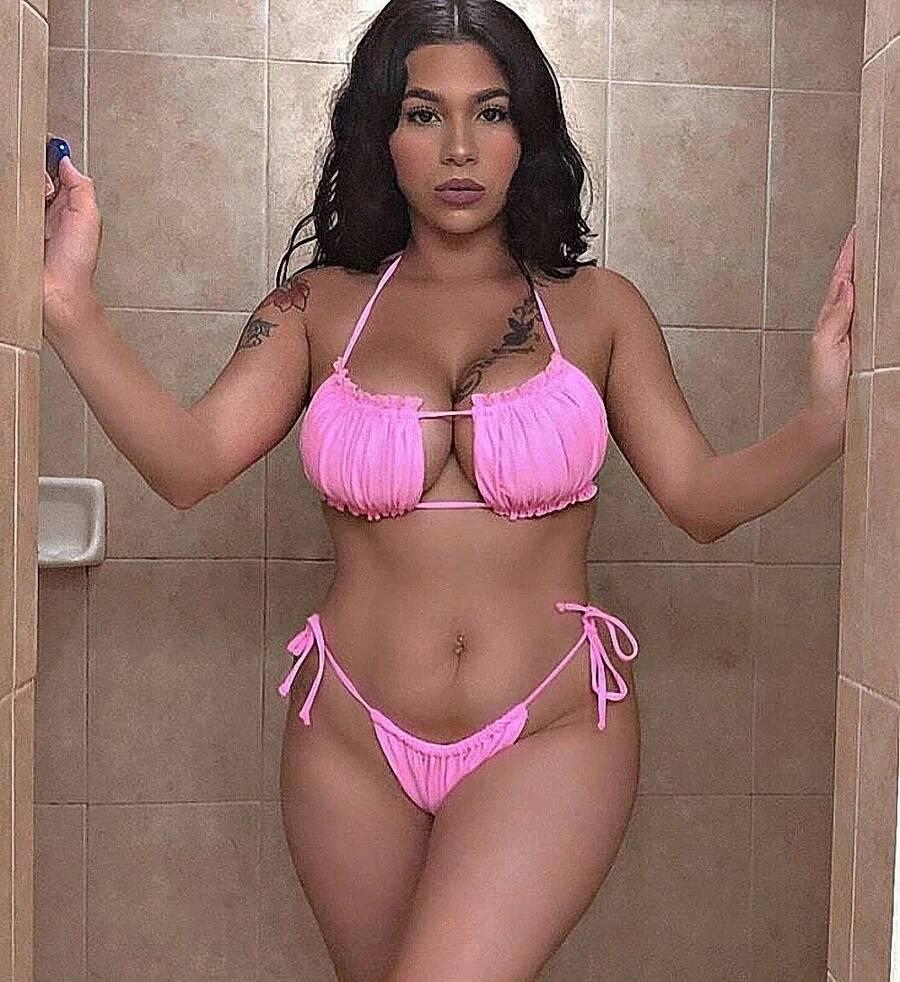 różowy komplet bikini