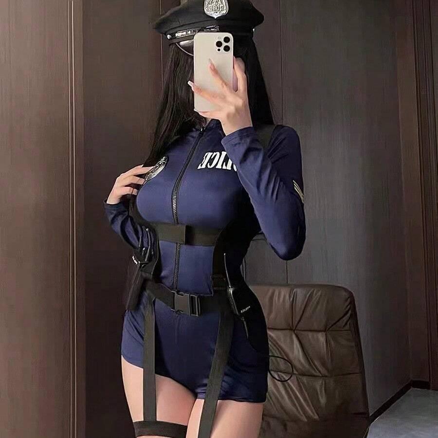 niebieski kostium policjant 