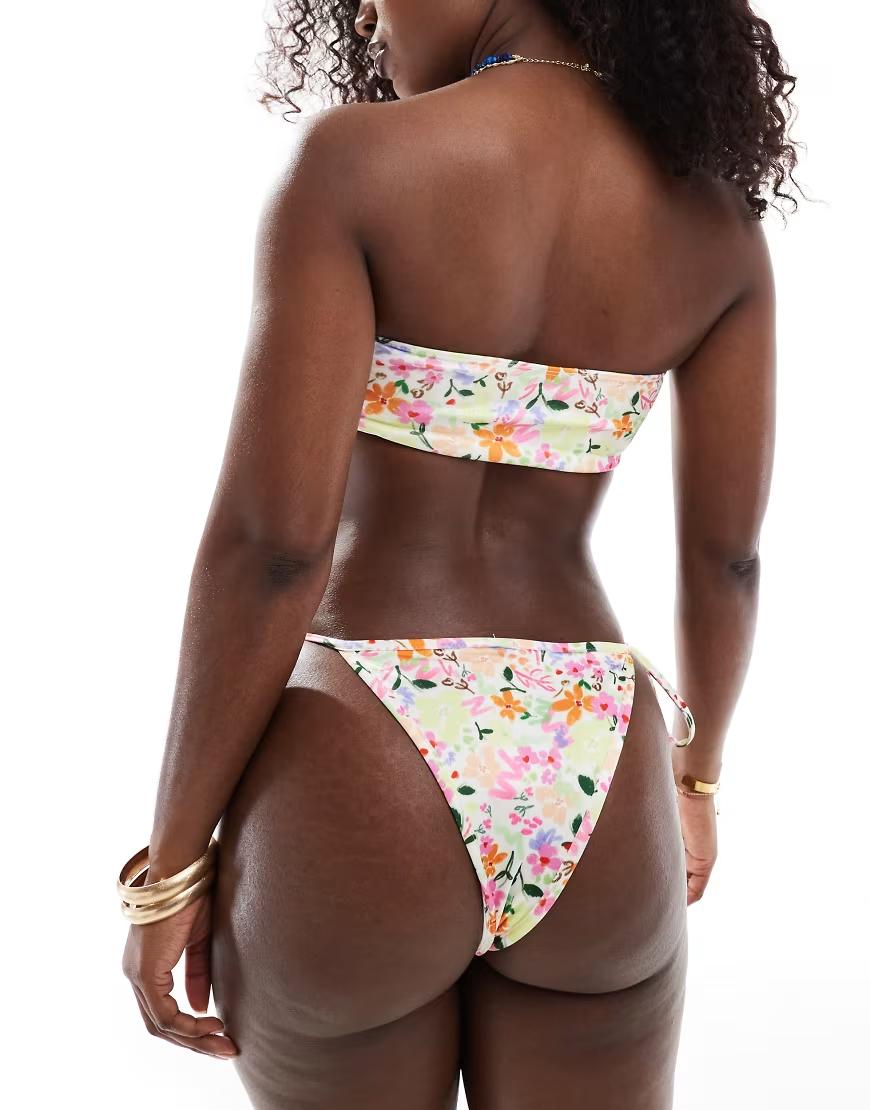 WIĄZANY DÓŁ OD BIKINI W KWIATY