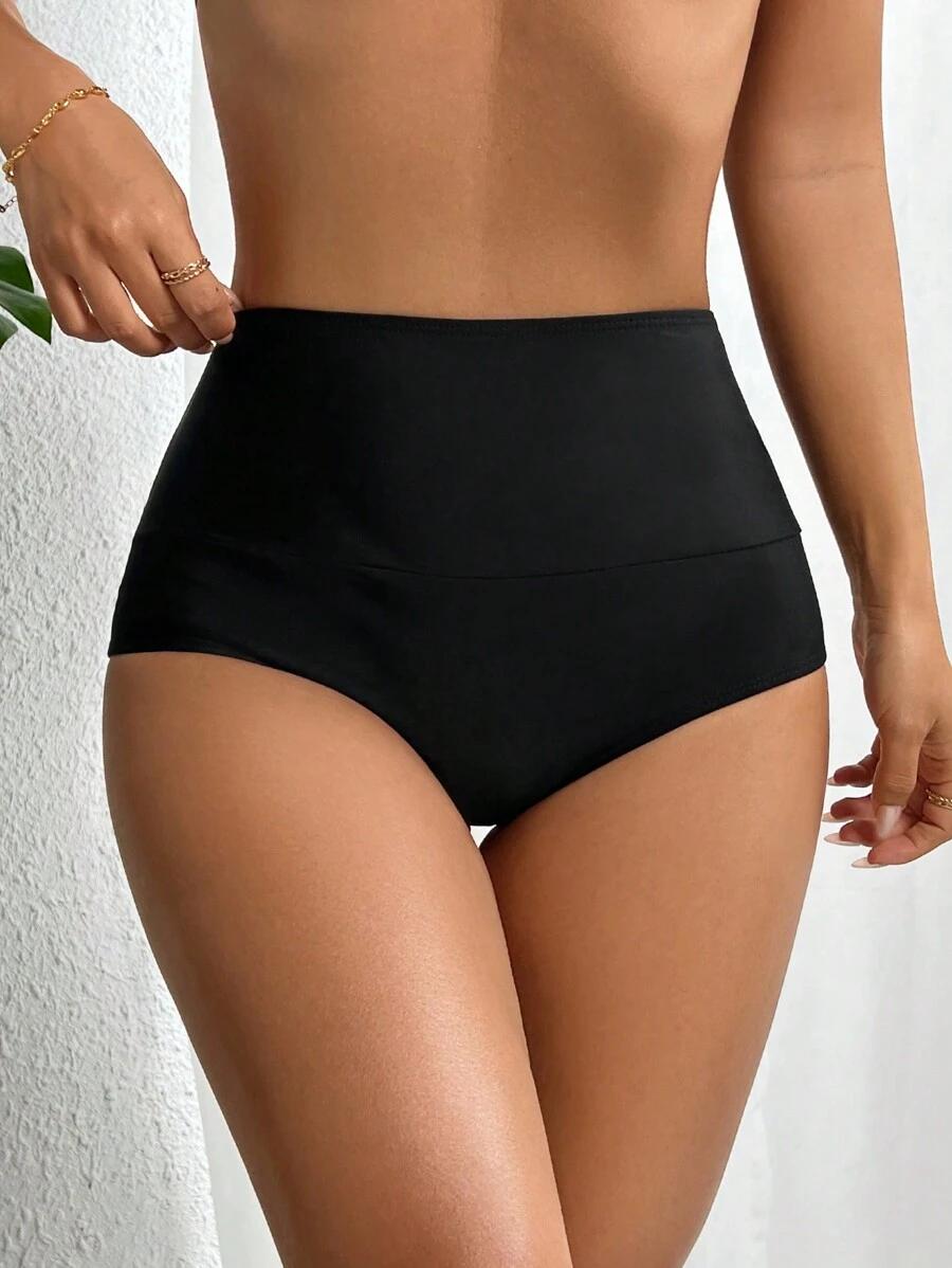 DÓŁ OD BIKINI