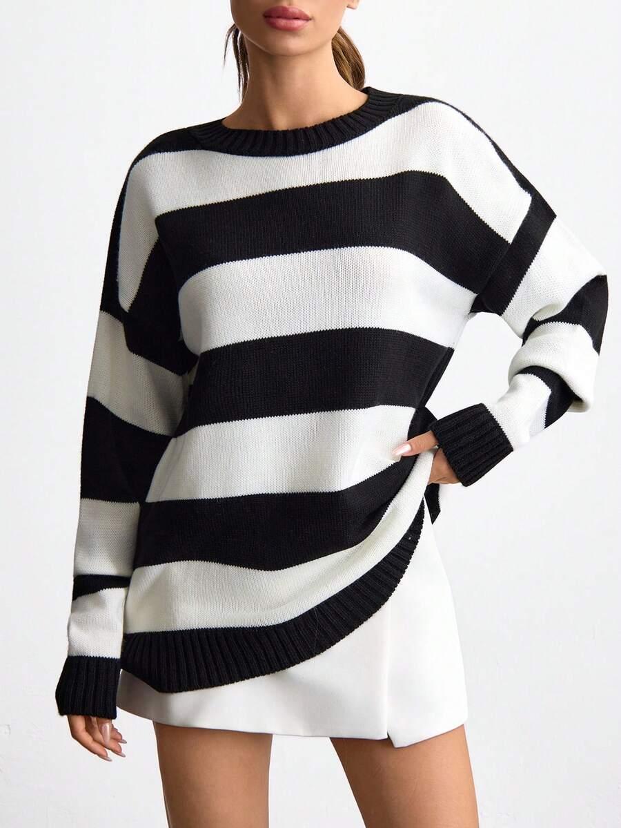SWETER W PASKI KONTRAST