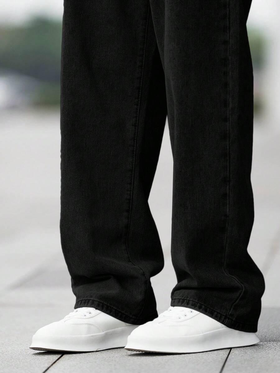 czarne spodnie jeans prosta nogawka 