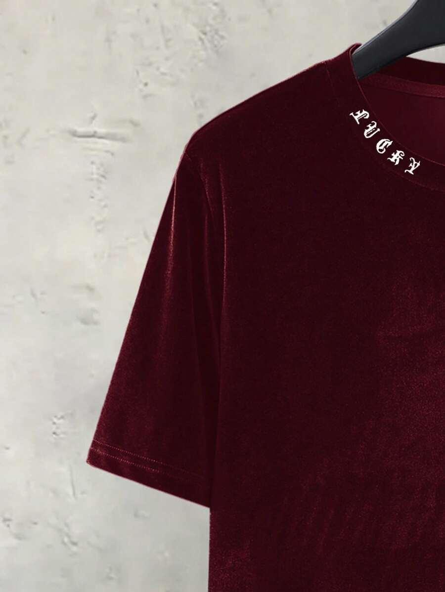 czerwony welurowy t-shirt