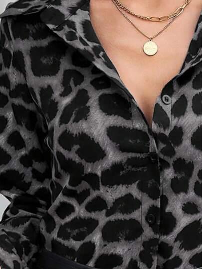 czarna koszula animal print