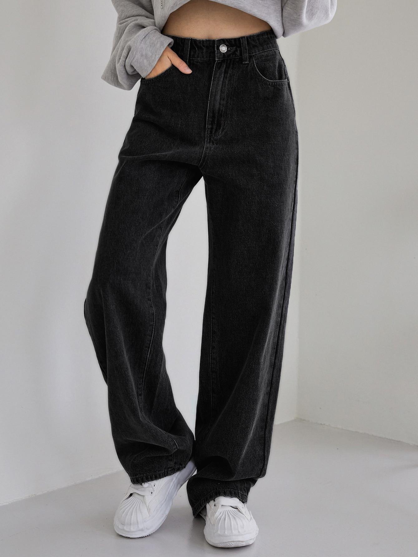 czarne spodnie jeans