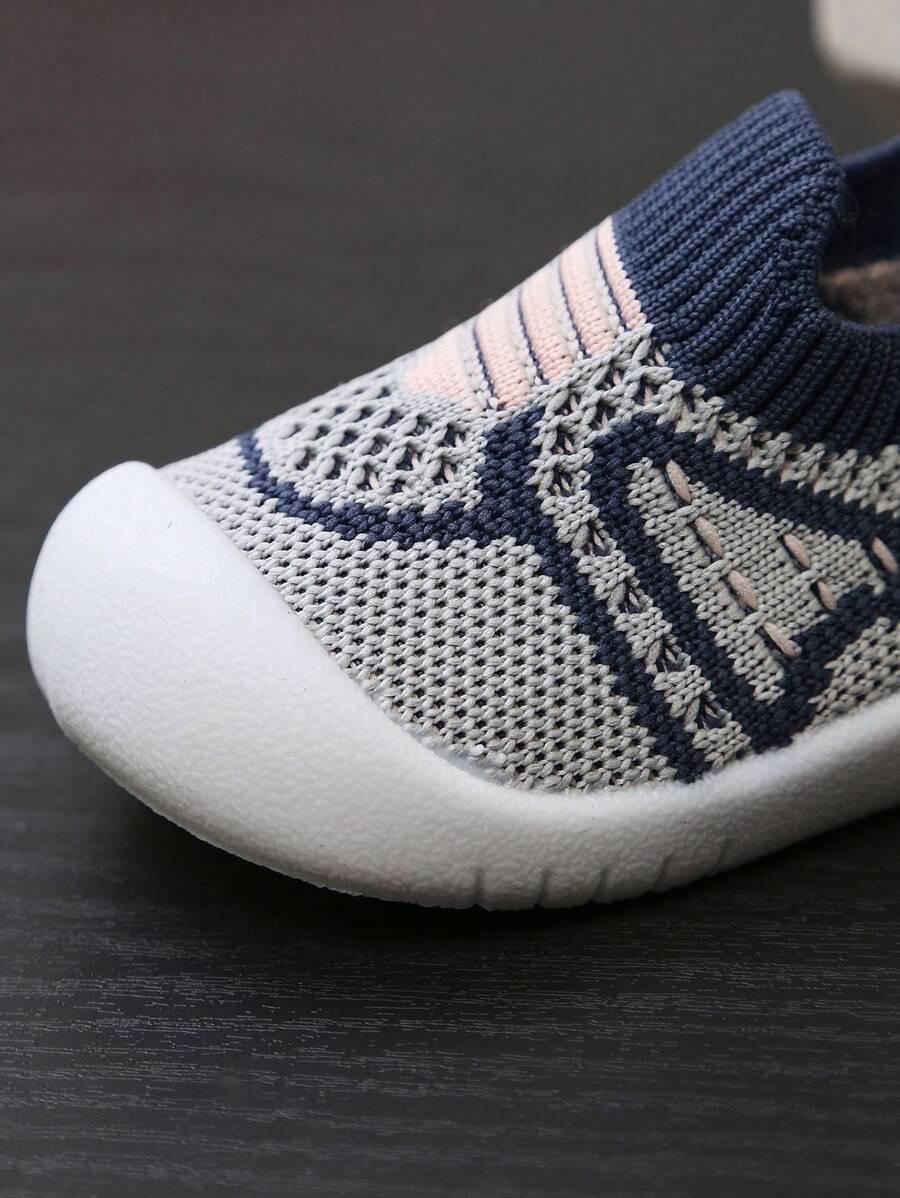 WKŁADANE DZIECIĘCE BUTY 