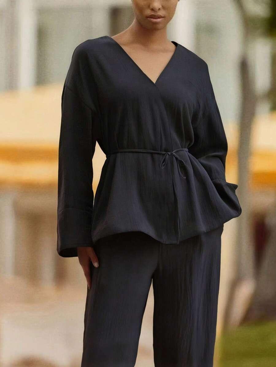 czarna kopertowa bluzka kimono