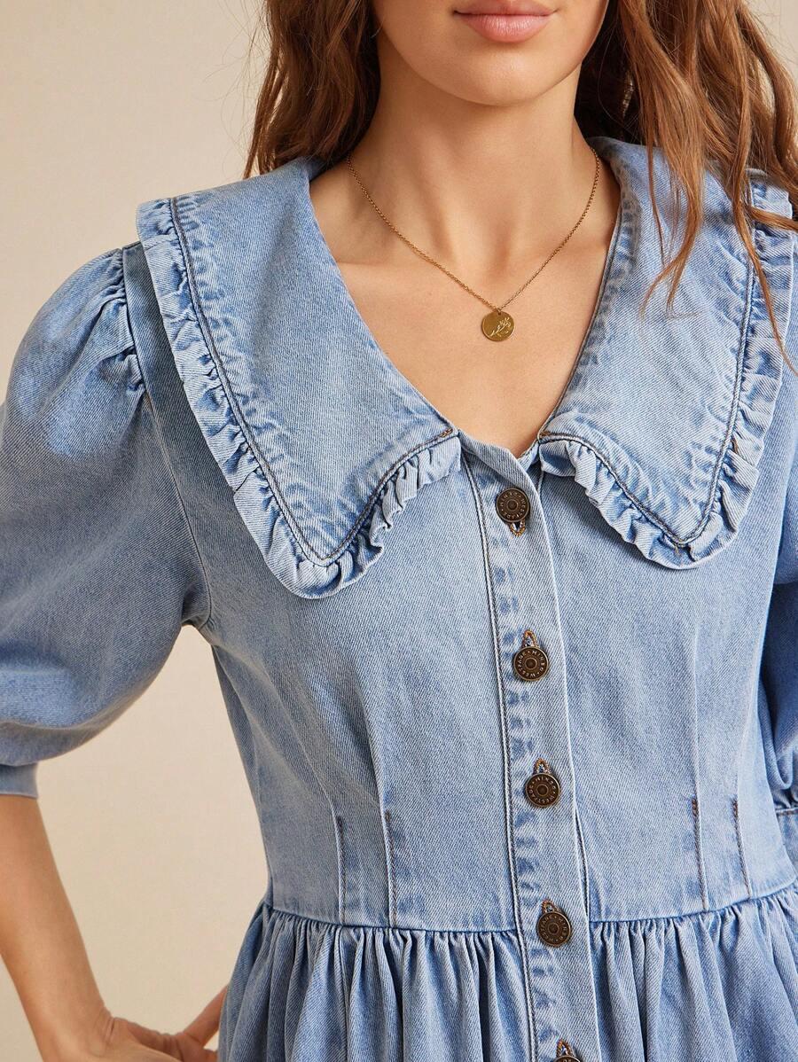 niebieska sukienka jeans