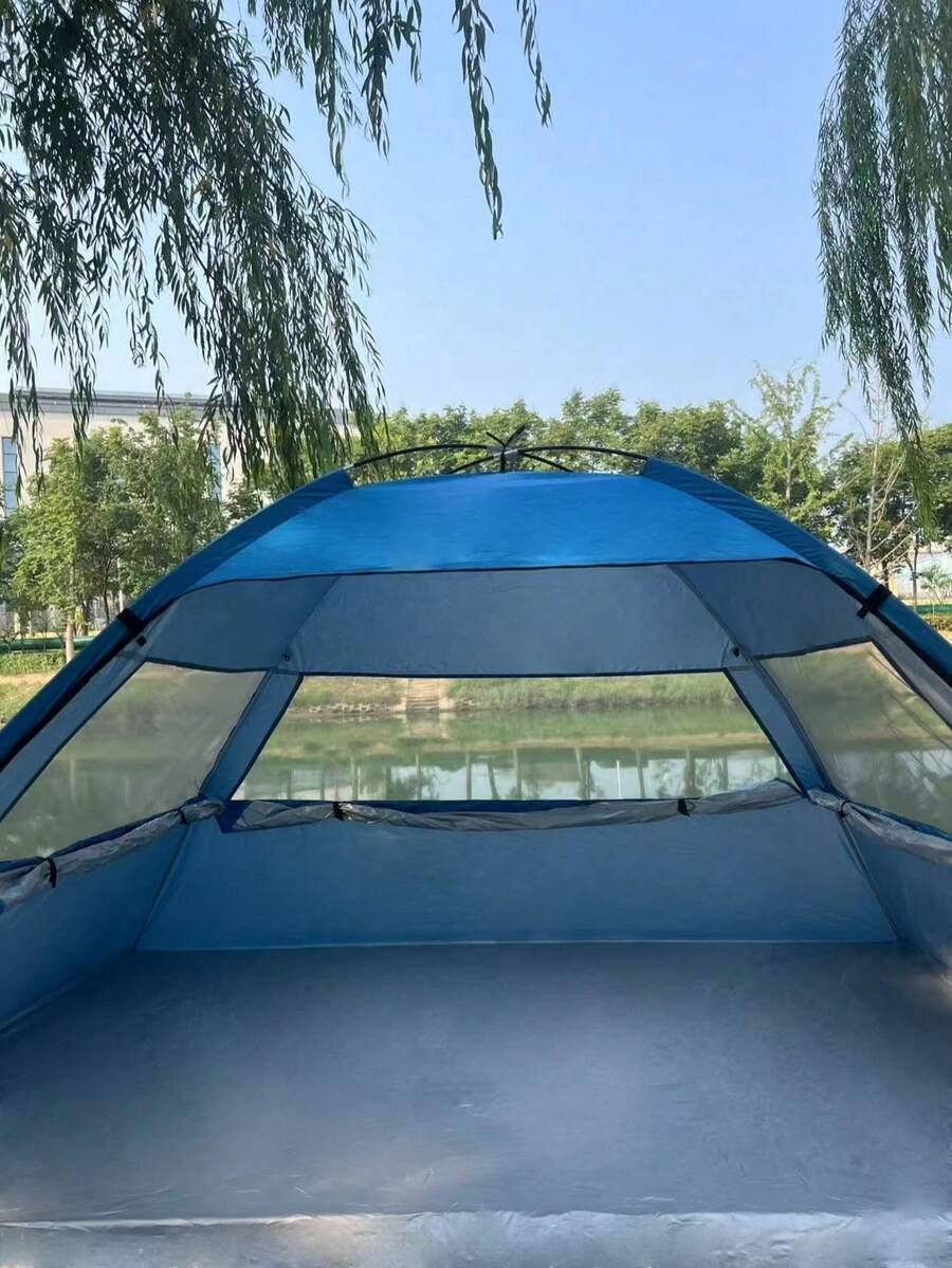 niebieski namiot plażowy