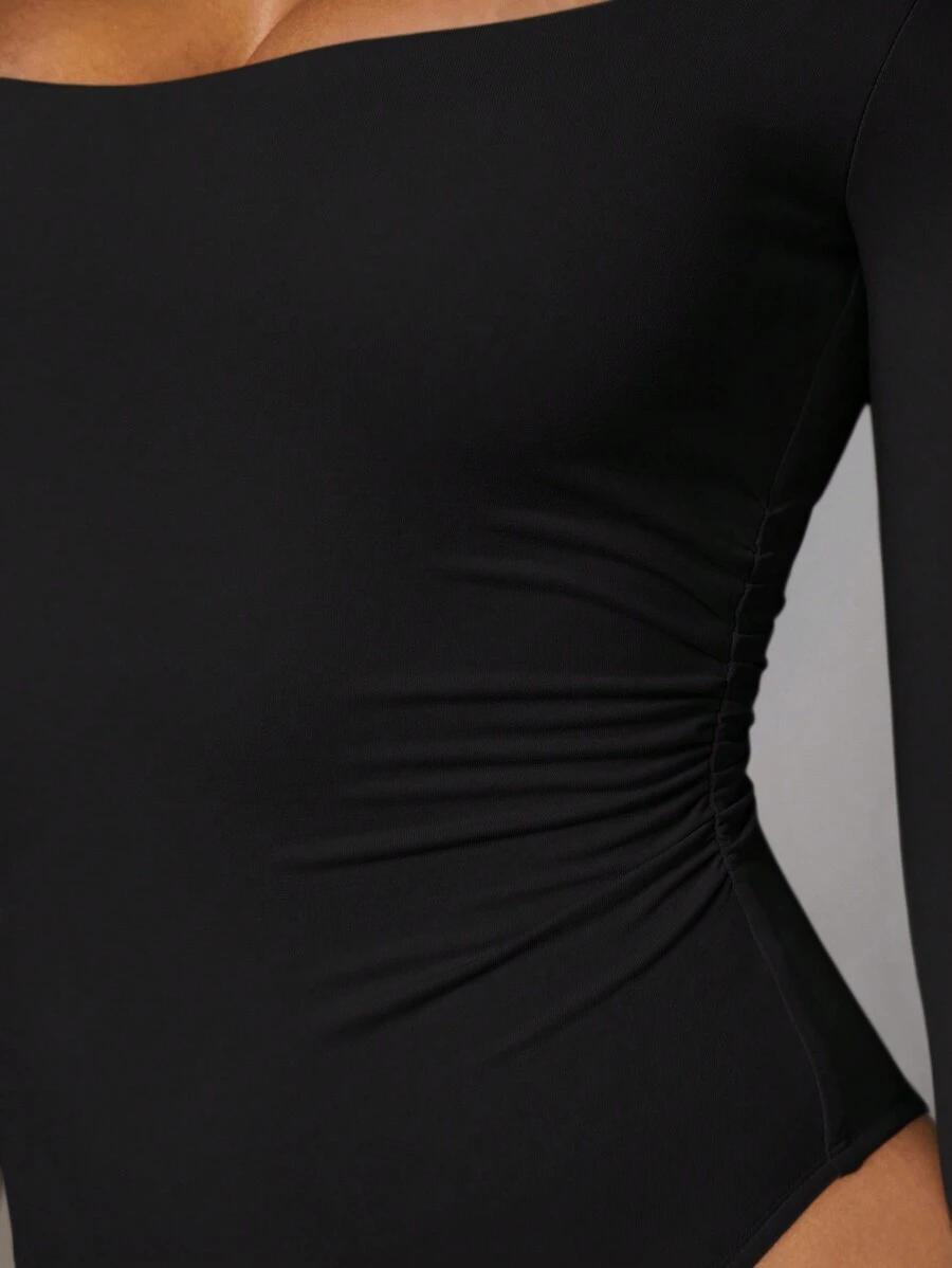 CZARNE BODY KWADRATOWY DEKOLT